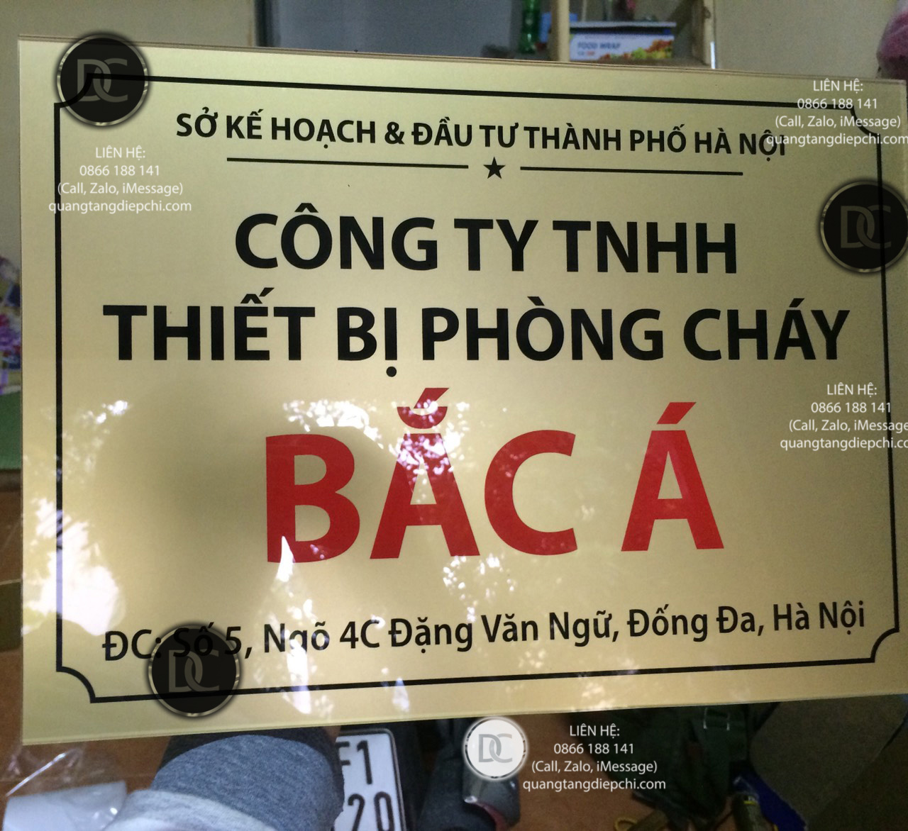 bien-cong-ty-dep-nhat